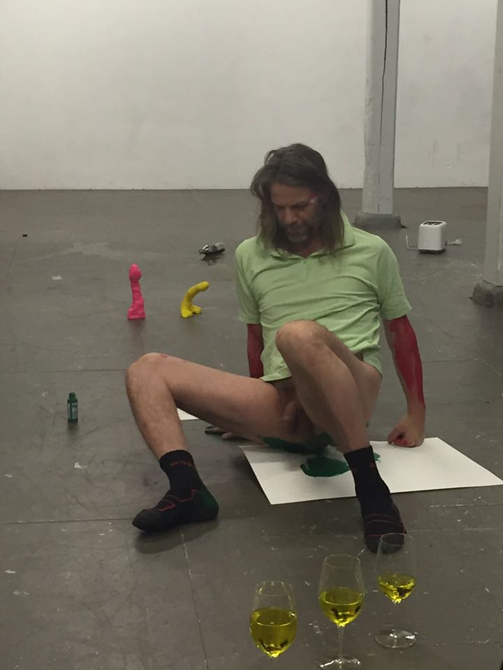 12666266_10153886441313431_100607093_n