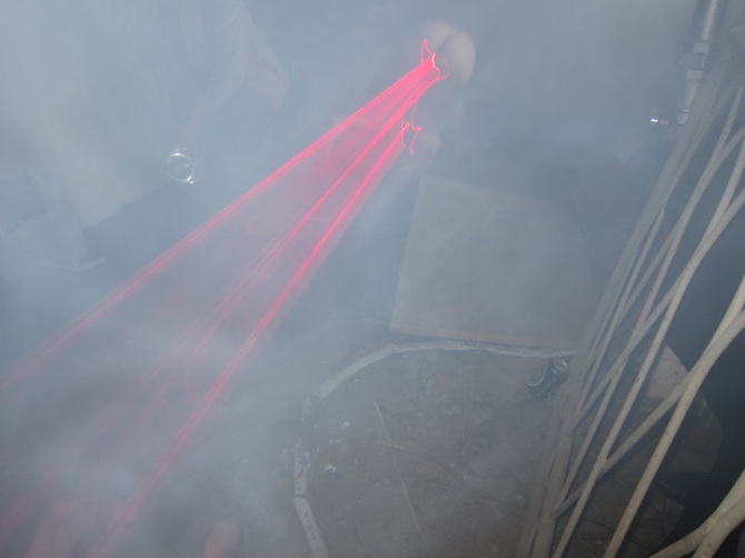 LaserCross01