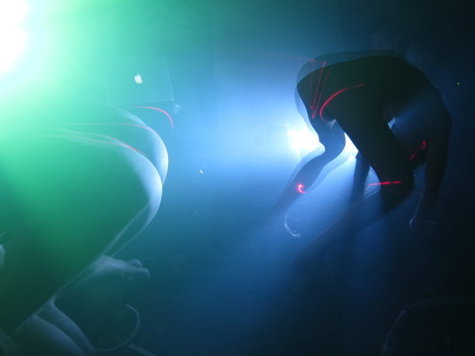 LaserCross03